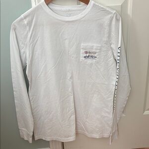 NWT! XS Vineyard Vines White Long Sleeve T-Shirt with Pocket 🍹cocktails 🍸